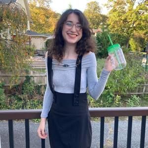 Meet your Posher, Leah